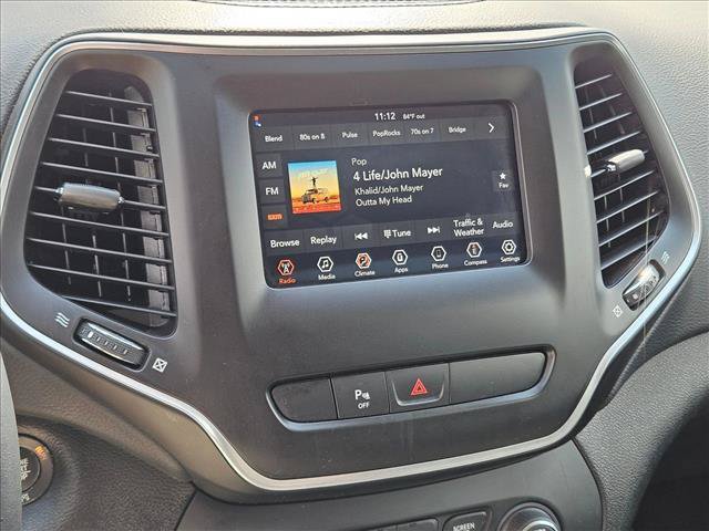 Used 2019 Jeep Cherokee Latitude Plus FWD image 14