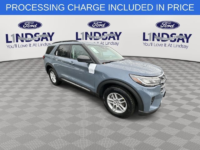Certified 2025 Ford Explorer Active AWD/4WD image 2