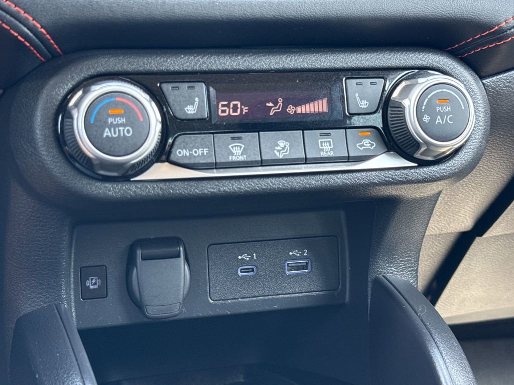 Used 2024 Nissan Versa SR w/ Electronics Package FWD image 21