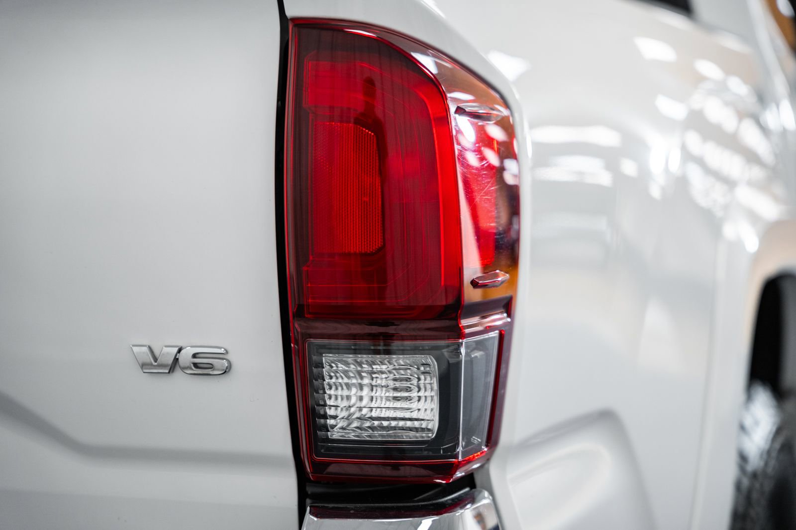 Used 2020 Toyota Tacoma SR5 image 7