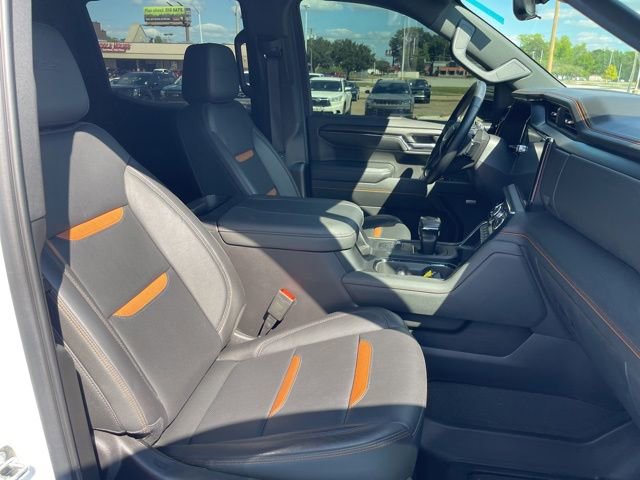 Used 2024 GMC Sierra 1500 AT4 w/ Technology Package AWD/4WD image 21
