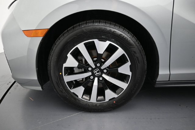 Used 2025 Honda Odyssey EX-L image 9