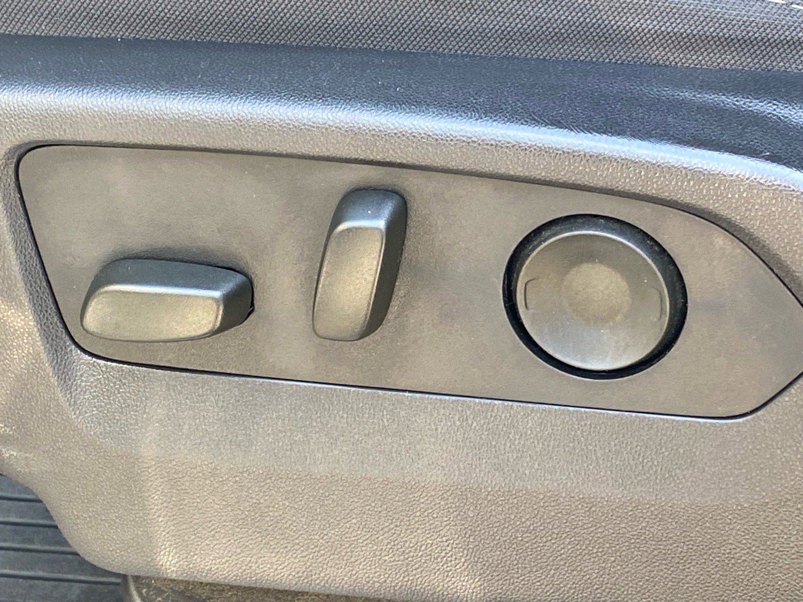 Used 2024 Chevrolet Silverado 1500 RST w/ Convenience Package II image 17