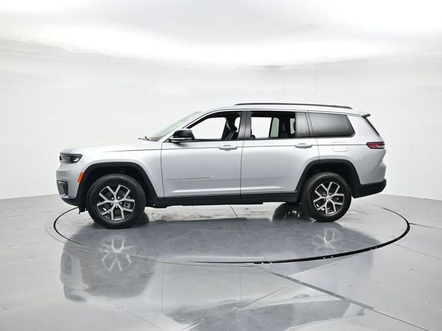 Used 2025 Jeep Grand Cherokee L Limited AWD/4WD image 6