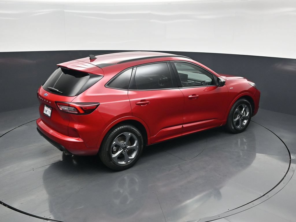 Certified 2023 Ford Escape ST-Line w/ Tech Pack #1 FWD image 38