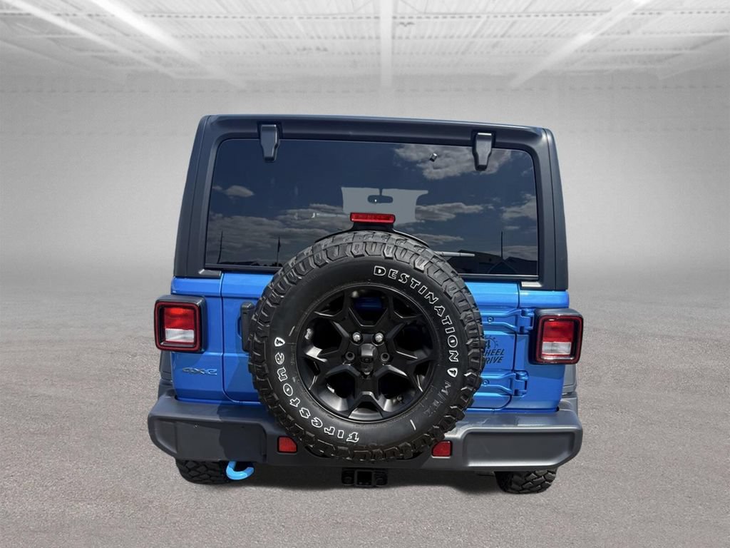 Used 2023 Jeep Wrangler Unlimited w/ Cold Weather Group AWD/4WD image 7