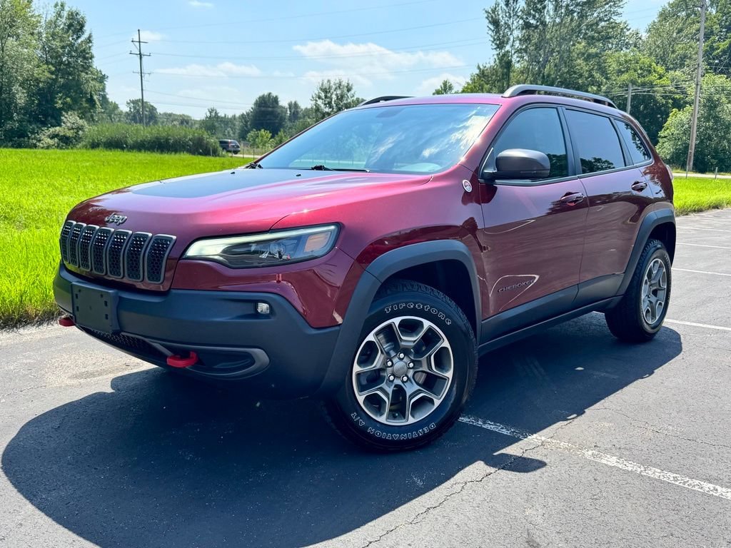 Used 2020 Jeep Cherokee Trailhawk w/ Cold Weather Group AWD/4WD image 2