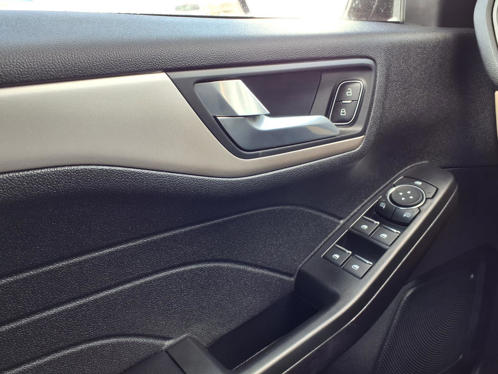 Certified 2022 Ford Escape SEL image 22