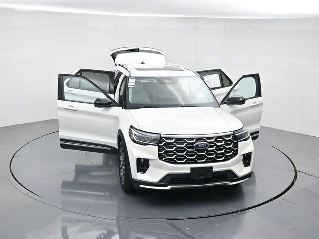 Certified 2025 Ford Explorer Platinum w/ Ultimate Package image 46