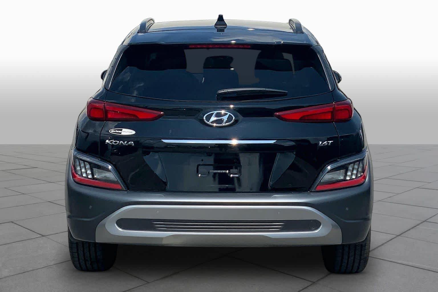 Used 2023 Hyundai Kona Limited FWD image 5