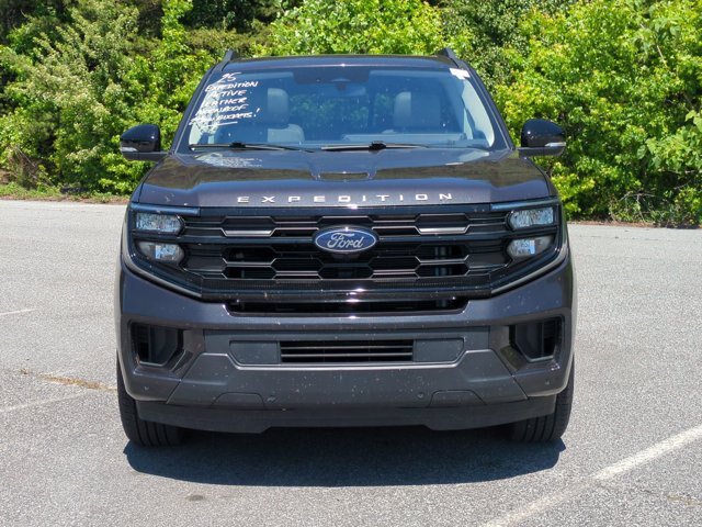 Certified 2025 Ford Expedition Active RWD image 9
