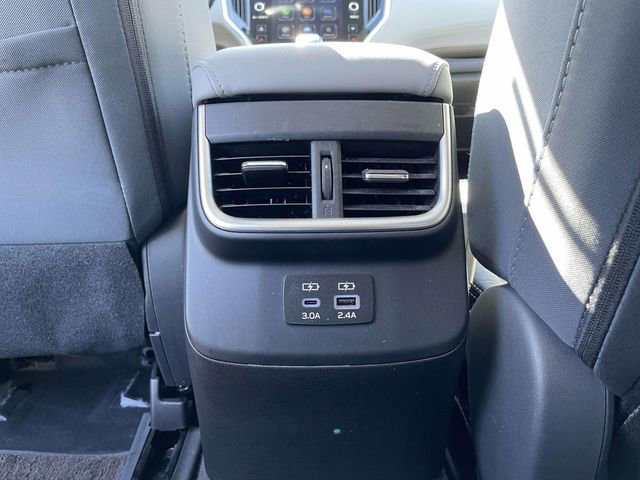 Used 2023 Subaru Outback Premium AWD/4WD image 18