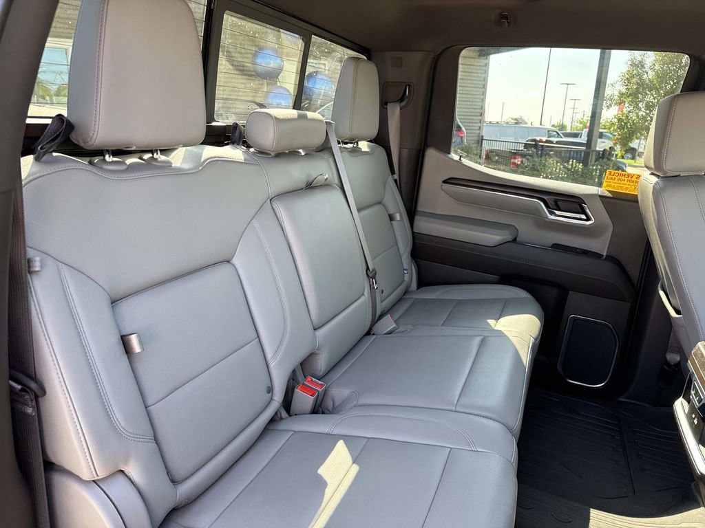 Used 2024 GMC Sierra 1500 SLT w/ SLT Premium Plus Package image 13