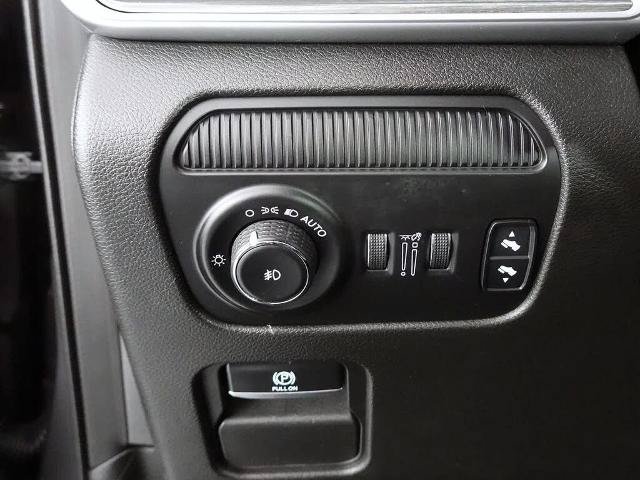 Used 2024 Jeep Wagoneer Series II w/ Flexible Seating Group AWD/4WD image 21