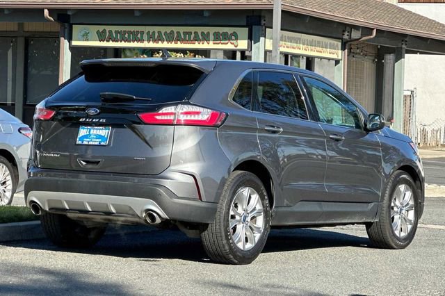 Certified 2022 Ford Edge Titanium image 3