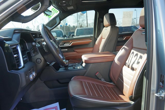 Used 2025 GMC Sierra 1500 Denali Ultimate image 11