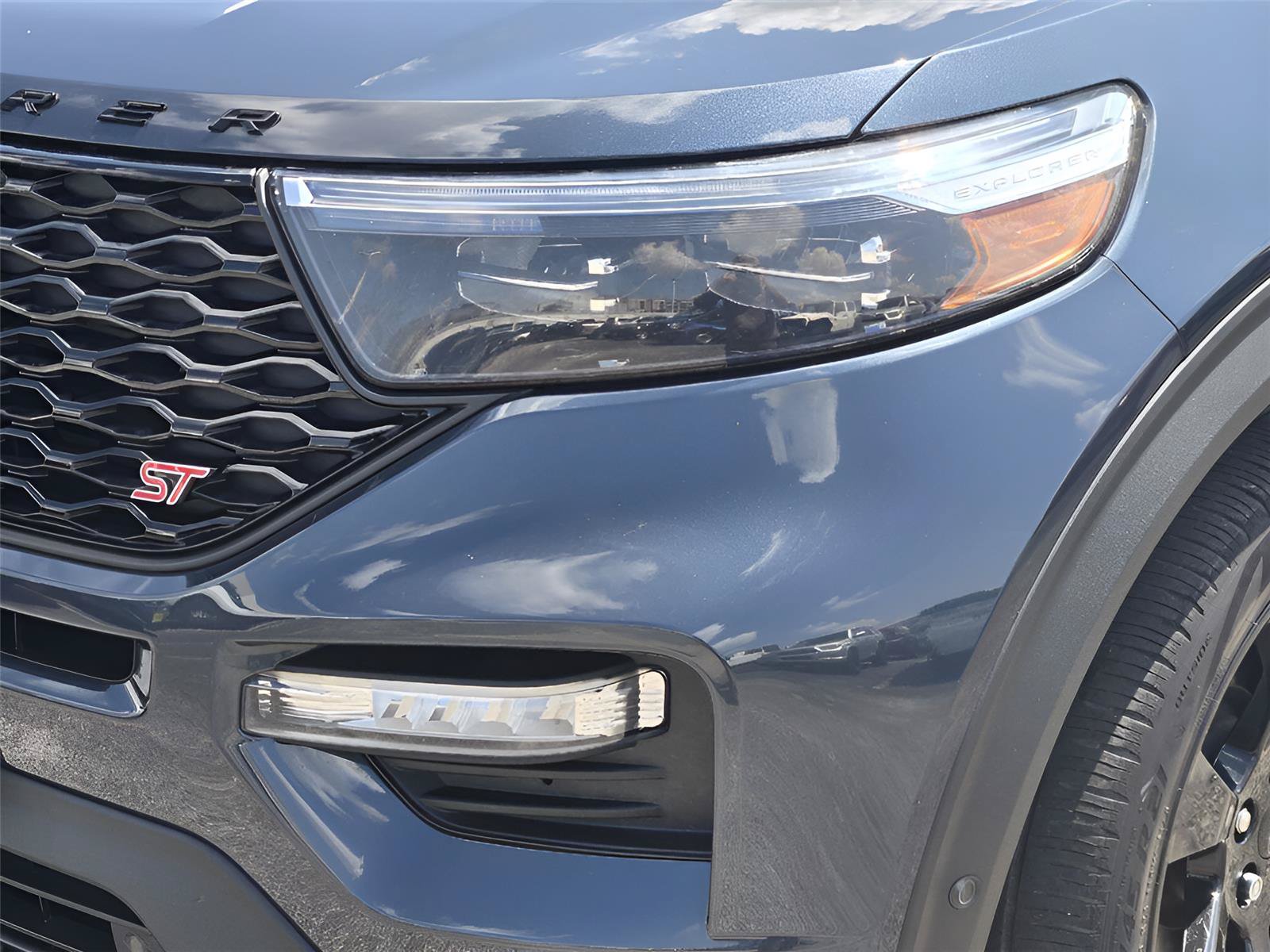 Certified 2022 Ford Explorer ST w/ Equipment Group 401A AWD/4WD image 7