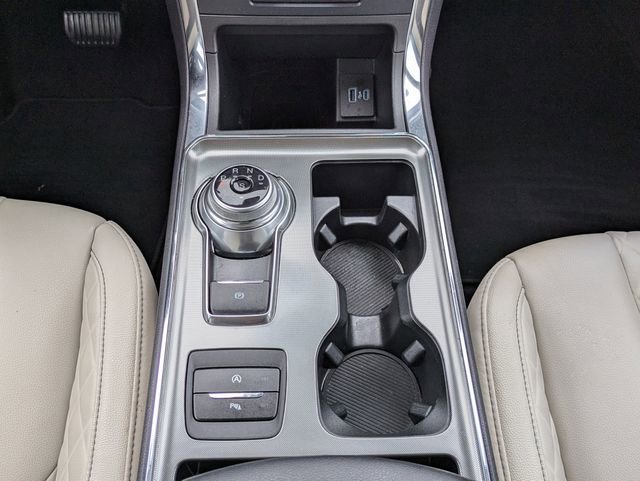 Certified 2023 Ford Edge Titanium w/ Class II Trailer Tow Package image 19