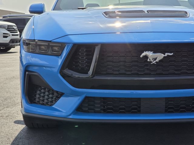 Certified 2025 Ford Mustang GT Premium RWD image 3
