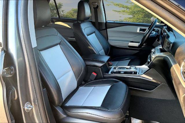 Certified 2023 Ford Explorer XLT w/ Equipment Group 202A AWD/4WD image 7