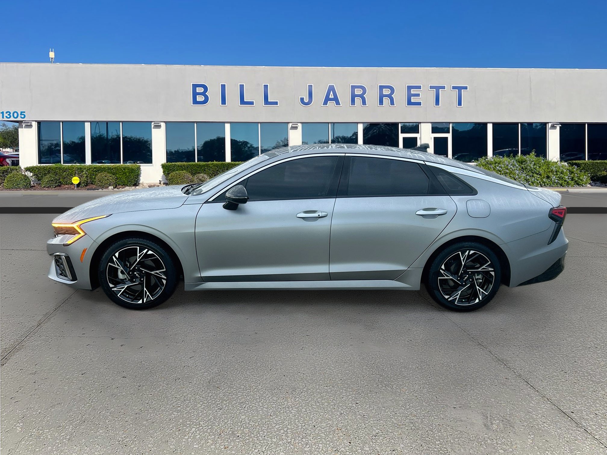 Used 2025 Kia K5 GT-Line w/ GT-Line Premium Package AWD/4WD image 4