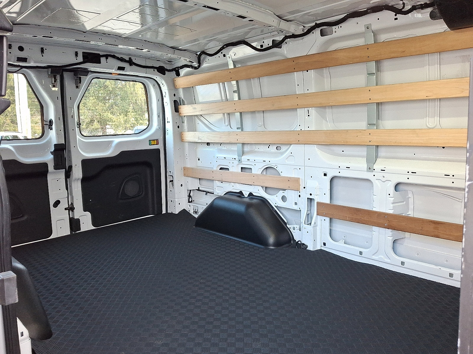 Certified 2024 Ford Transit 250 Low Roof w/ Exterior Upgrade Package image 11