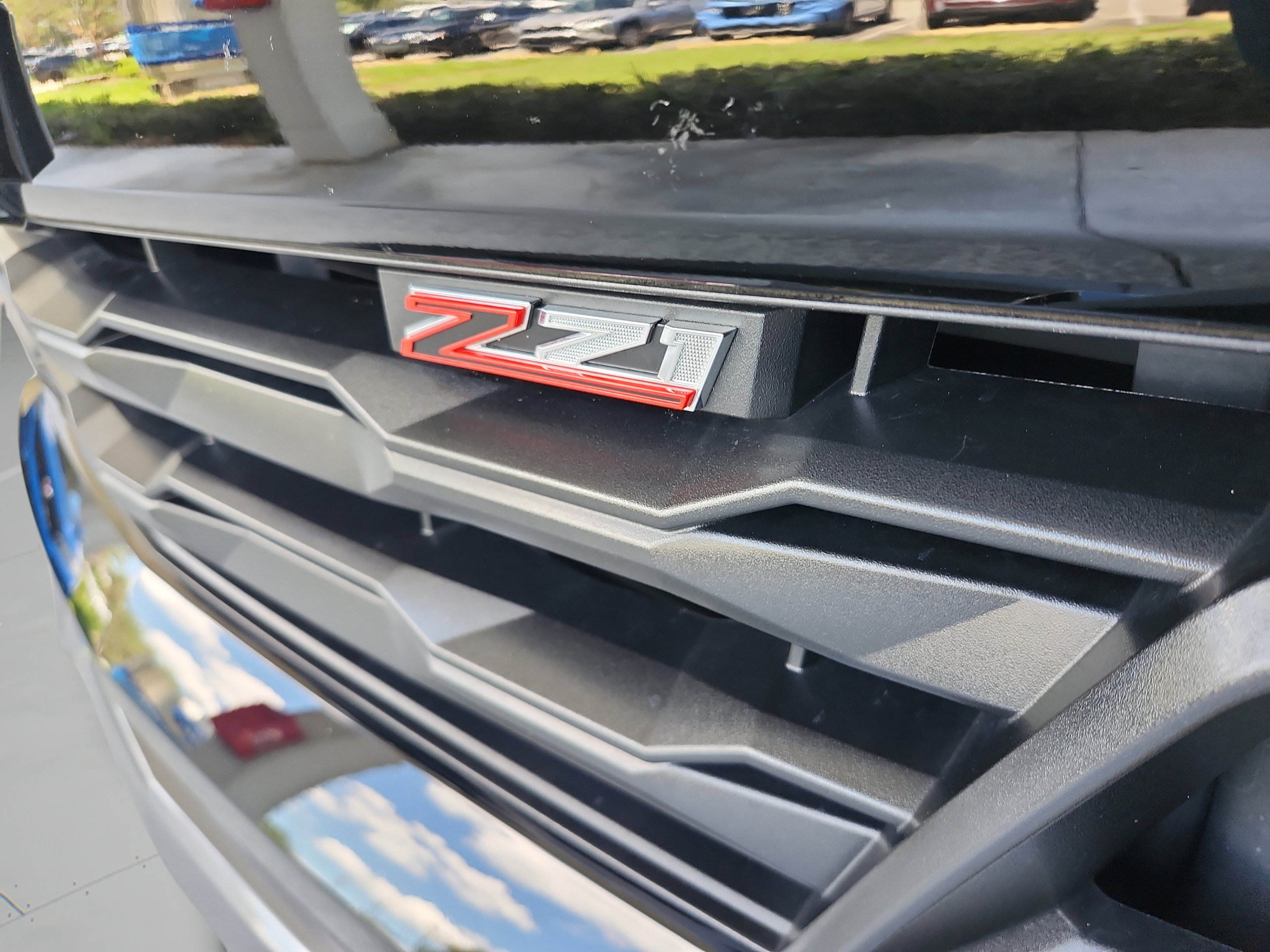 Used 2024 Chevrolet Colorado Z71 AWD/4WD image 32