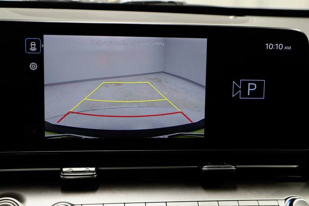 Used 2024 Hyundai Kona SEL FWD image 2