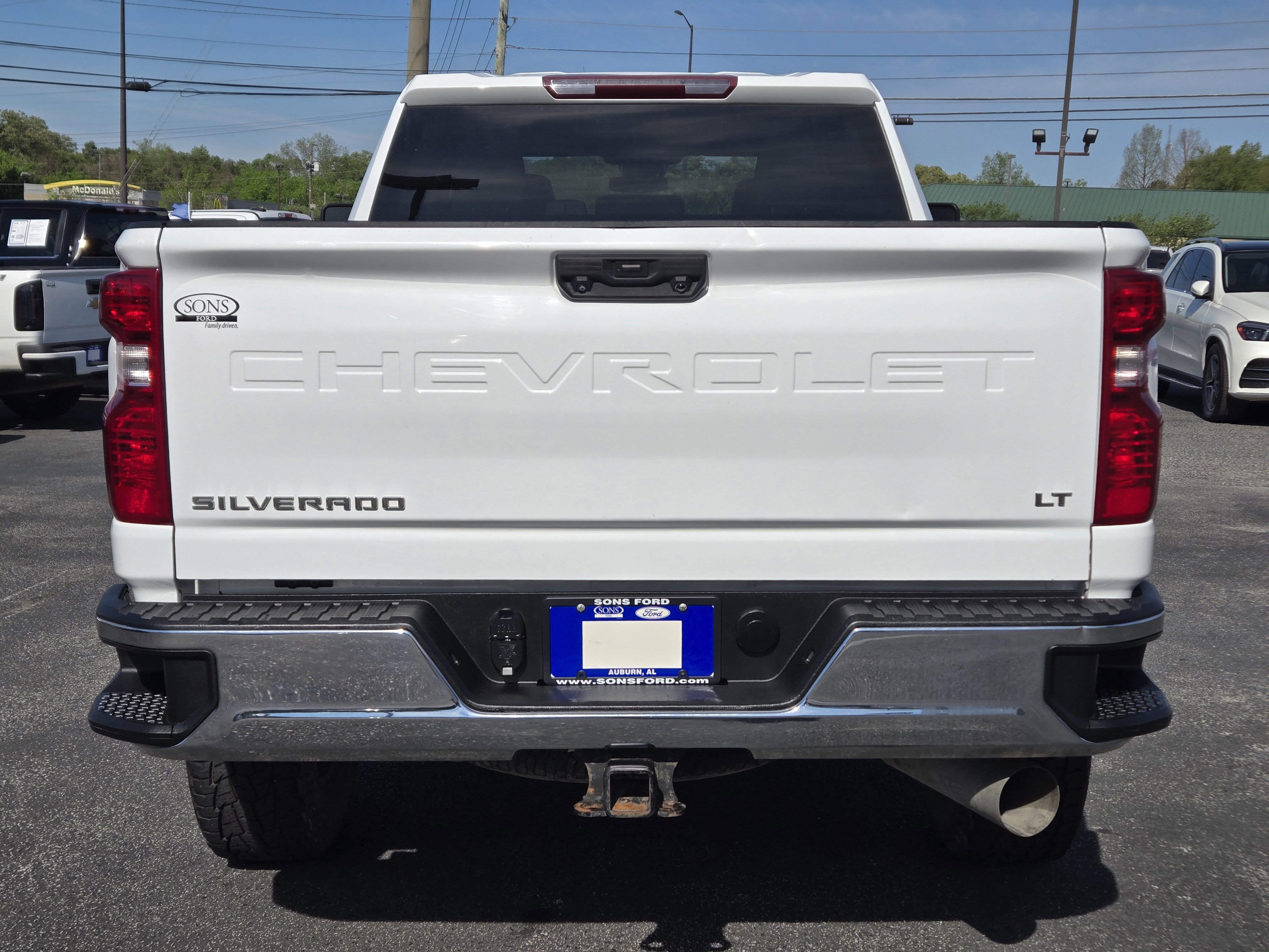 Used 2024 Chevrolet Silverado 2500 LT image 4