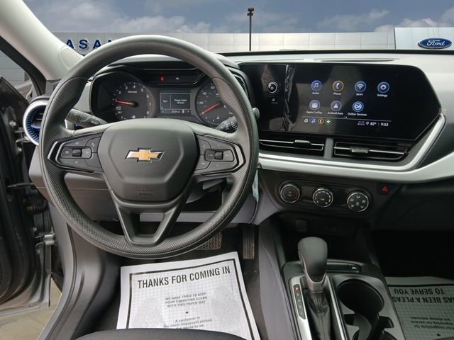 Used 2025 Chevrolet Trax LS FWD image 10