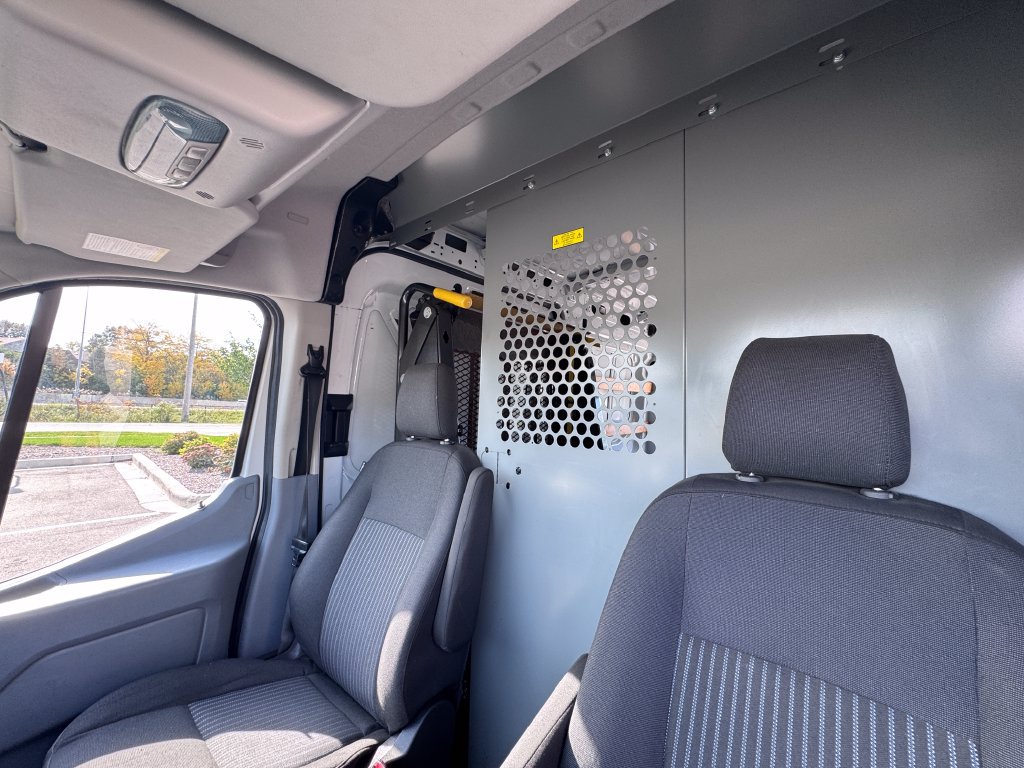 Certified 2017 Ford Transit 150 130 Medium Roof RWD image 9