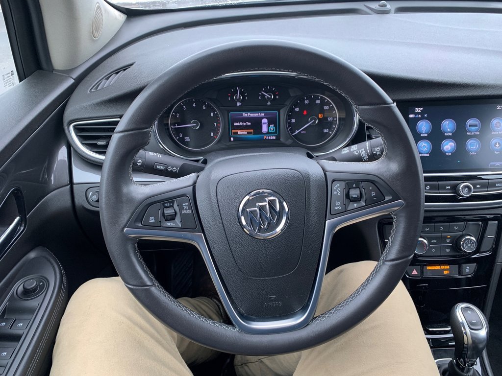 Used 2021 Buick Encore Preferred w/ Safety Package image 5