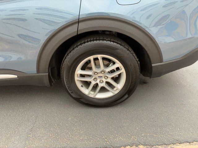 Certified 2025 Ford Explorer Active w/ Active Comfort Package image 18