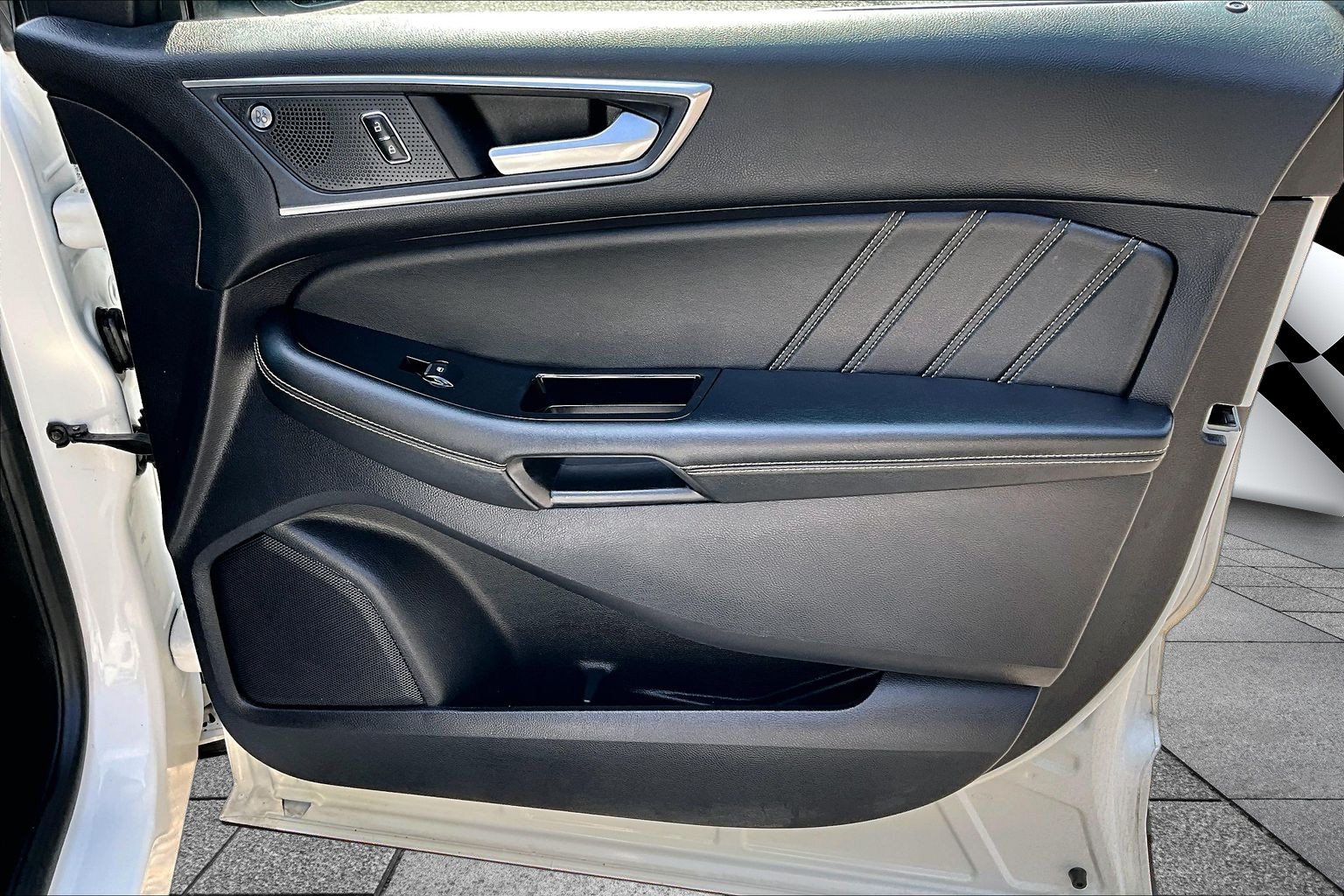 Certified 2020 Ford Edge ST w/ Cold Weather Package AWD/4WD image 19
