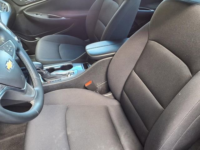 Used 2024 Chevrolet Malibu LT w/ Sport Edition image 7