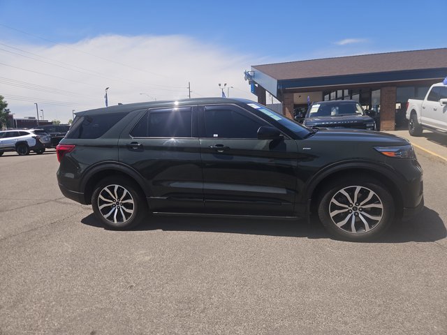Certified 2022 Ford Explorer ST-Line w/ Class IV Trailer Tow Package AWD/4WD image 6
