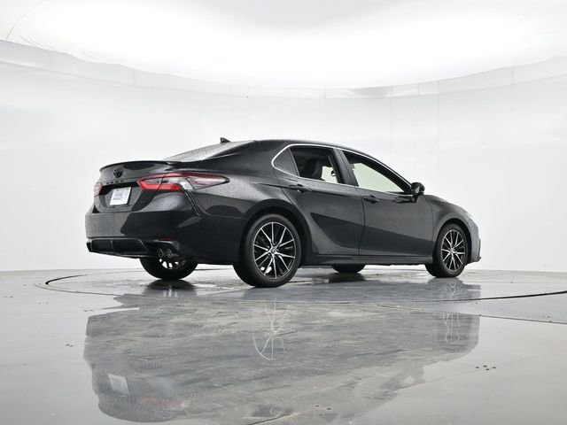 Used 2023 Toyota Camry SE w/ Convenience Package FWD image 28