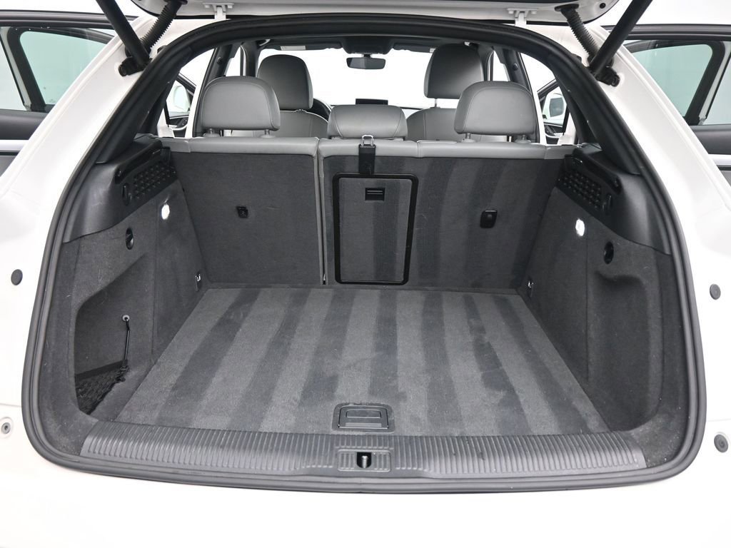 Used 2018 Audi Q3 2.0T Premium w/ Convenience Package image 21