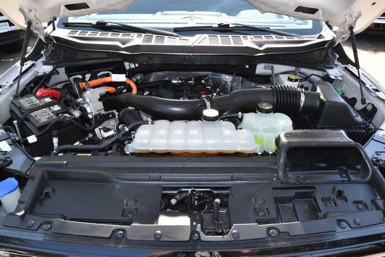 Certified 2025 Ford F150 XLT w/ Equipment Group 301A Standard image 39