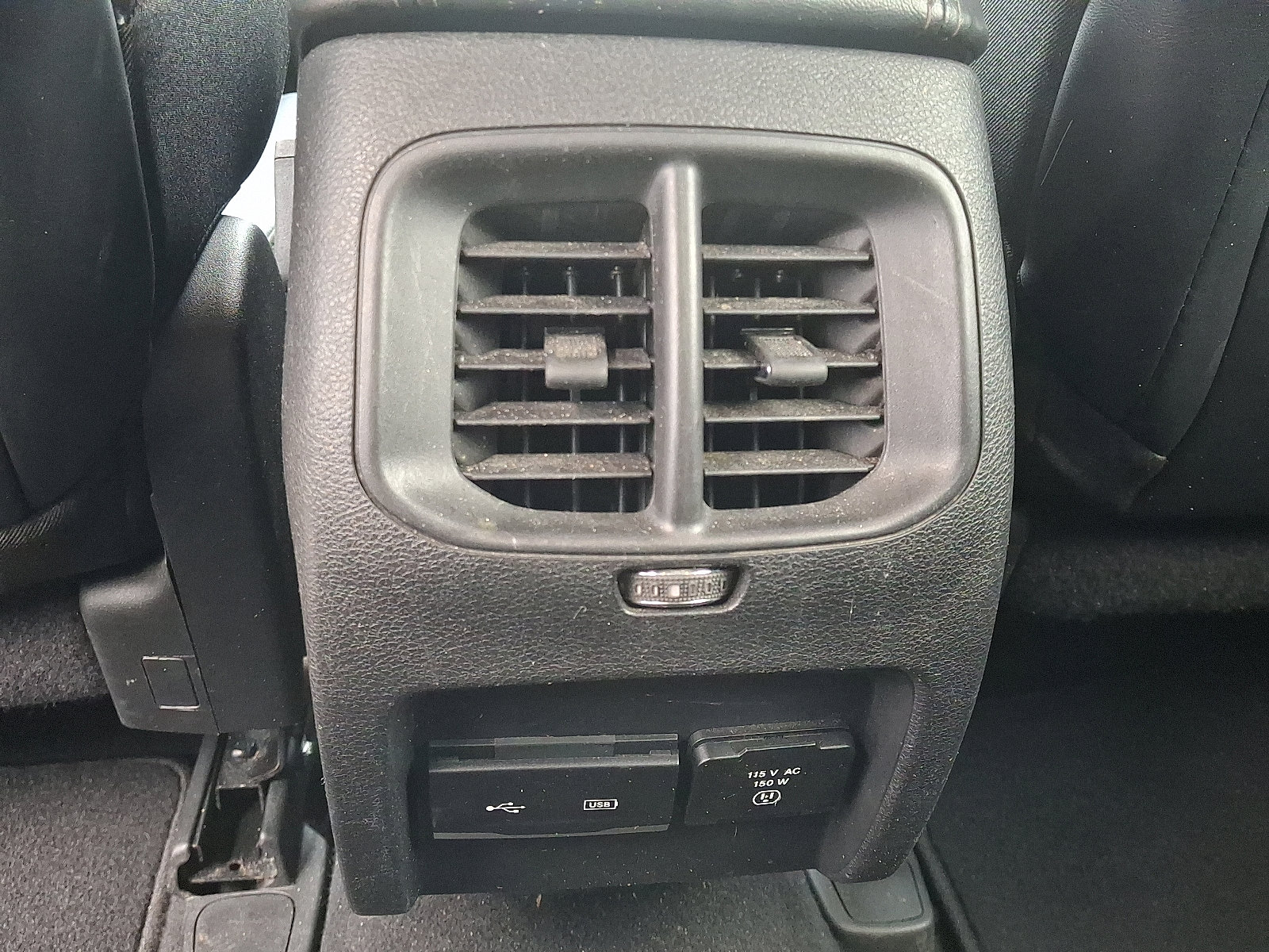 Used 2020 Jeep Cherokee Limited image 12