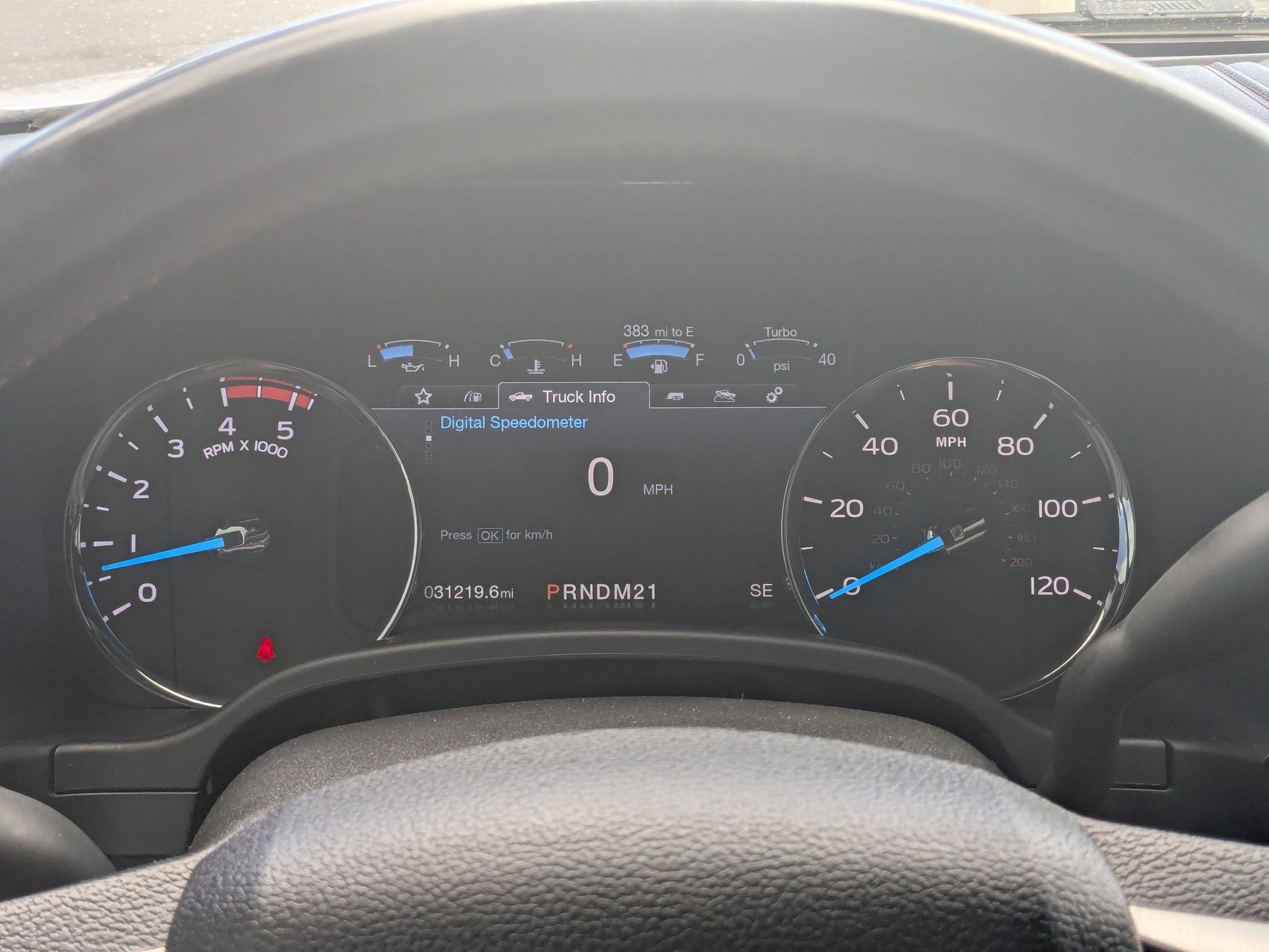 Certified 2019 Ford F350 Platinum w/ Platinum Ultimate Package AWD/4WD image 21