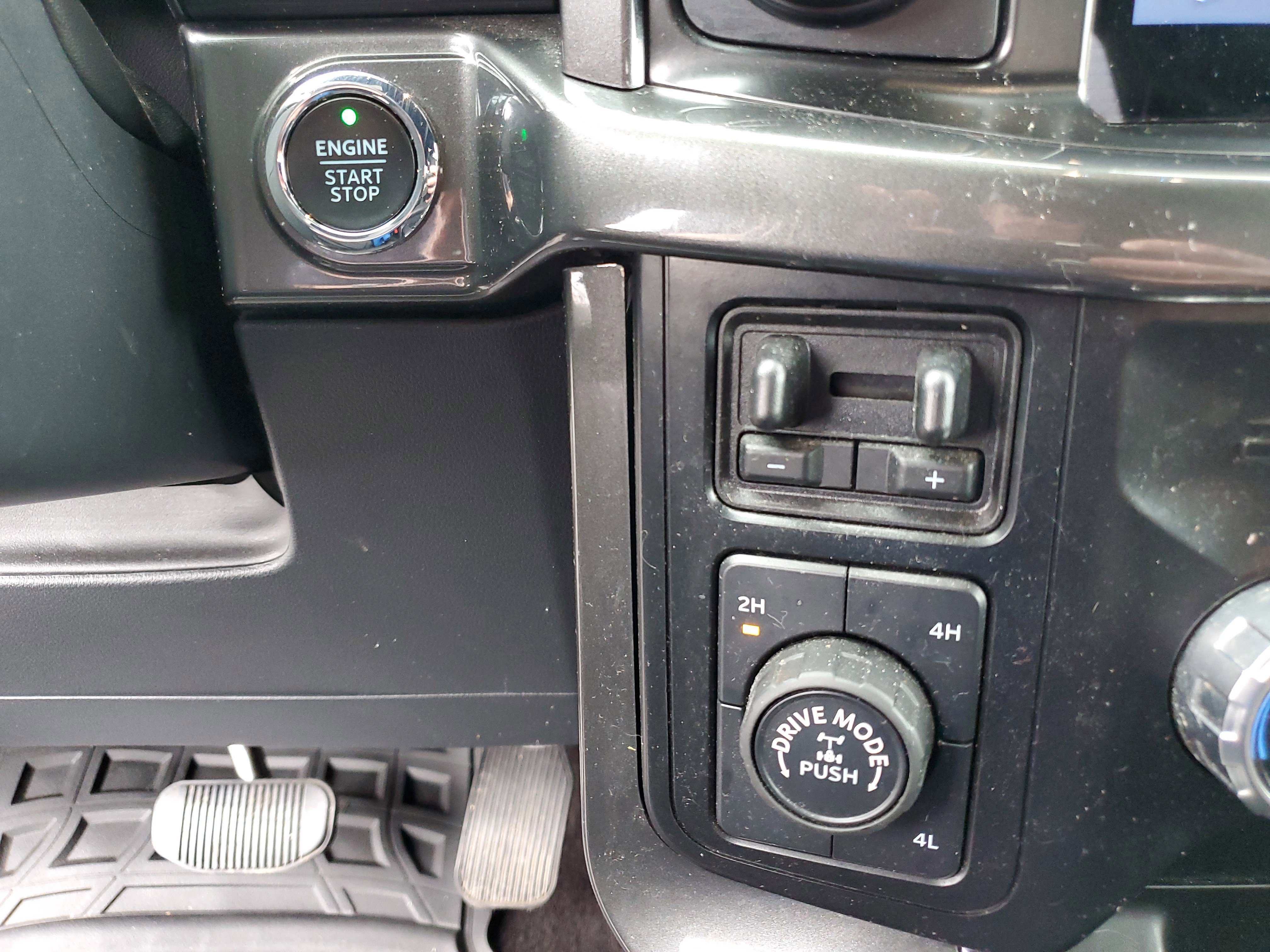 Certified 2023 Ford F150 XLT w/ Equipment Group 302A High image 31