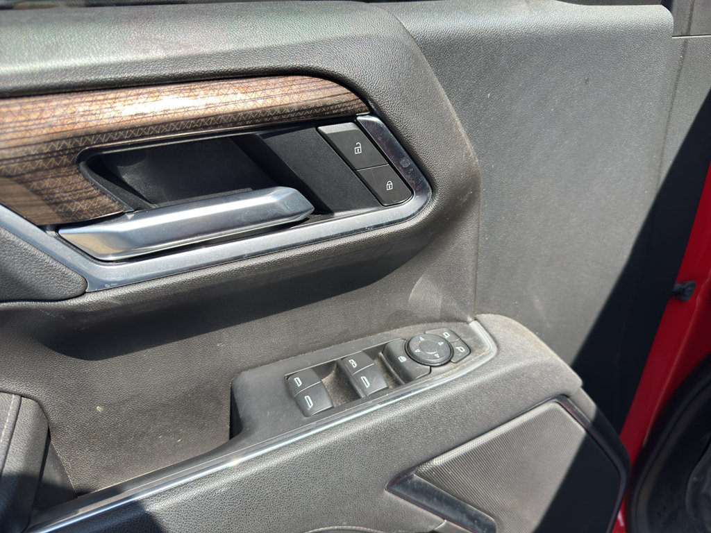 Used 2025 Chevrolet Silverado 1500 LT AWD/4WD image 10