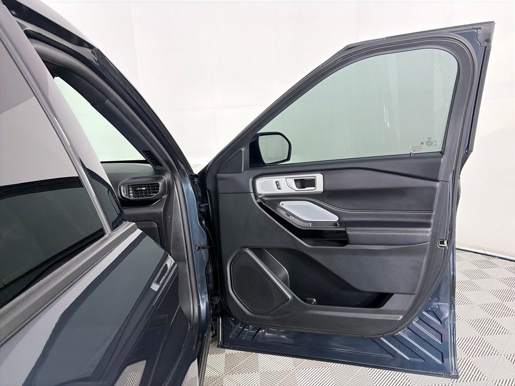 Certified 2023 Ford Explorer ST w/ Equipment Group 401A image 31