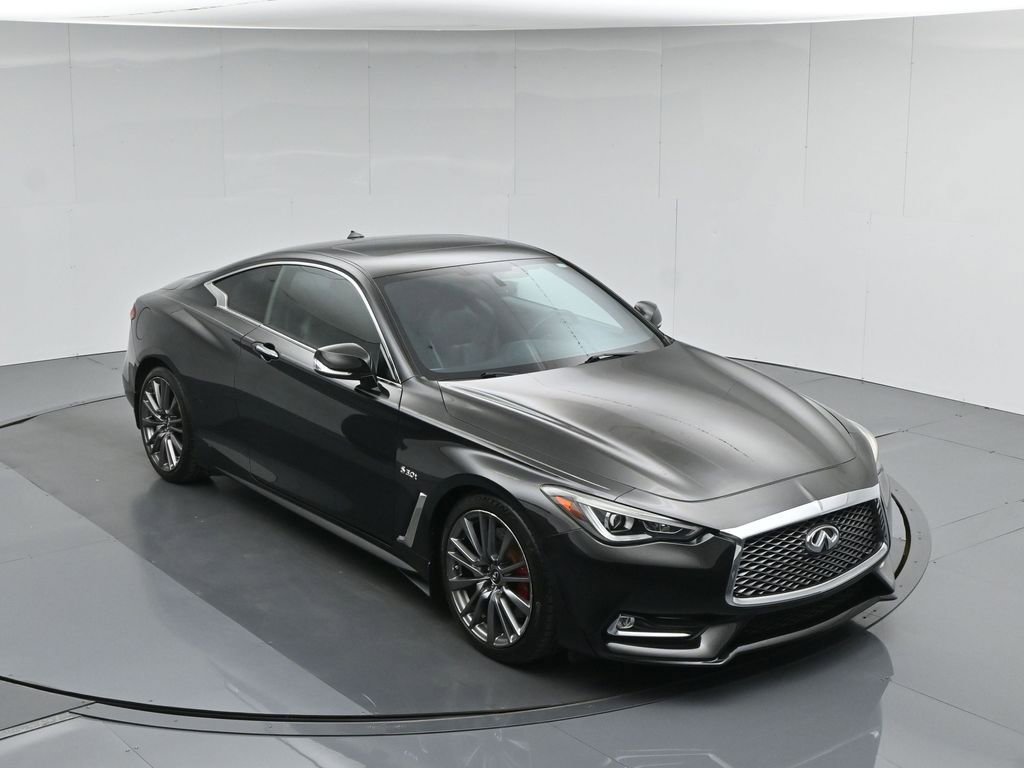 Used 2017 INFINITI Q60 Red Sport 400 RWD image 38