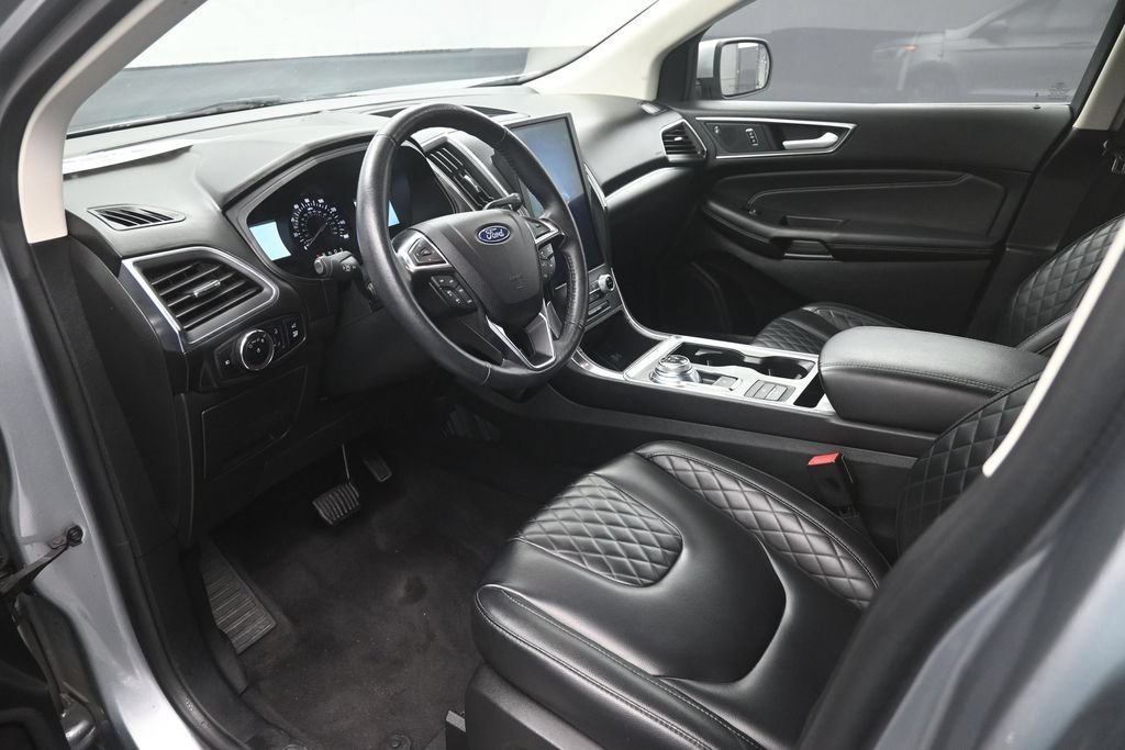 Certified 2024 Ford Edge Titanium AWD/4WD image 19