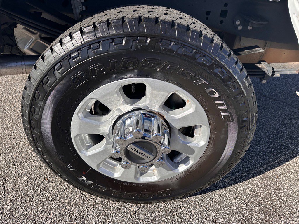 Certified 2024 Ford F350 XLT w/ FX4 Off-Road Package image 10