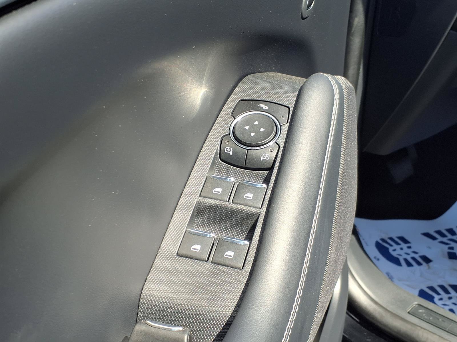 Certified 2025 Ford Mustang Mach-E Select AWD/4WD image 21