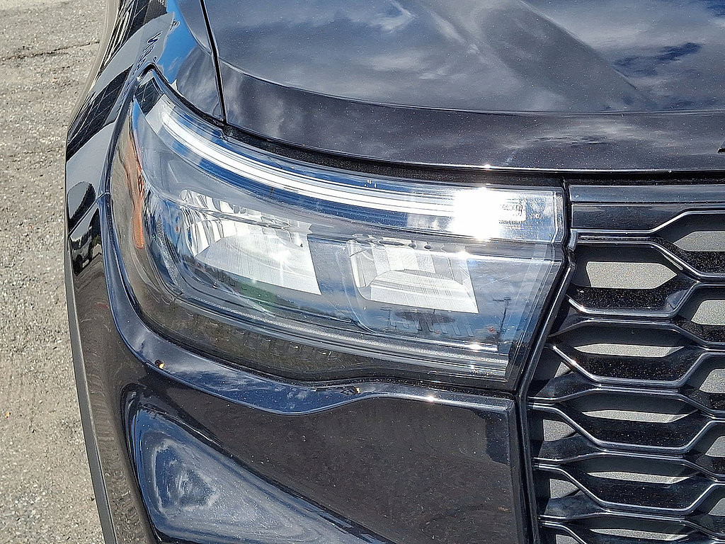 Certified 2025 Ford Explorer ST-Line w/ ST-Line Street Pack AWD/4WD image 34