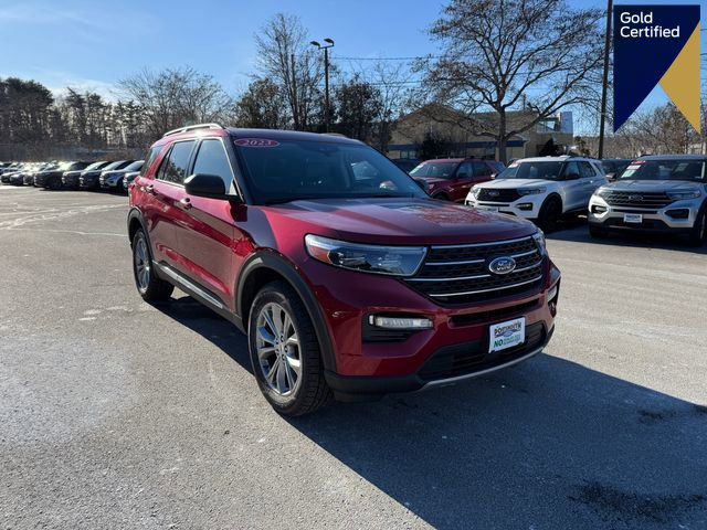 Certified 2023 Ford Explorer XLT w/ Equipment Group 202A image 1